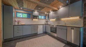 Lapland Lodge - Image 4