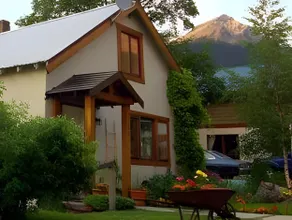 Charlie's Guesthouse - Image 4