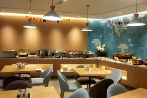 Home Inn Neo Shanghai Songjiang Sijing Metro Station - Image 4