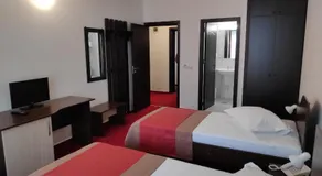 Hostel Caliman - Image 5