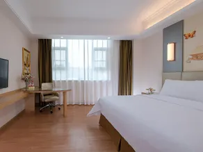 Vienna Hotel Guangxi Guigang Pingnan Central Plaza - Image 3