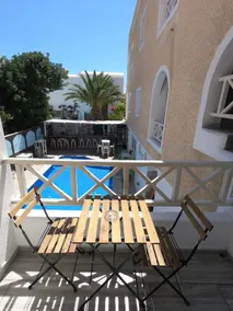Anny Studios & Rooms Perissa Beach - Image 2