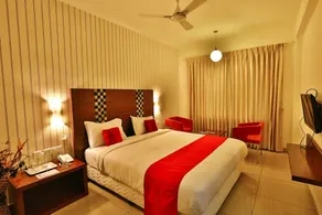 OYO 1531 Vels Grand Inn Hotel - Image 2