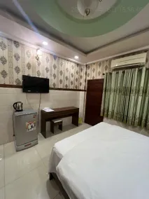 Hotel Thuận Phùng Hưng - Image 2