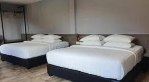 See Foo Hotel - Image 2
