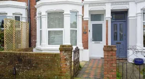 Open Mind Property - 3 Bedroom , Henderson Lodge - Image 3