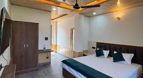 Giri River Side View Stay & Café - Image 2