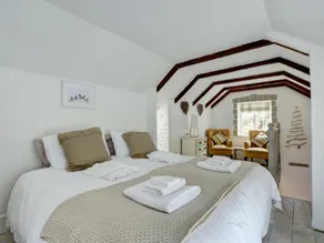 Quaint Holiday Home in Combe Martin near Beach - Image 2