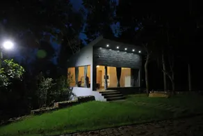 Blue Valley Estate-12 Acre Forest-Silver Oak-Villa - Image 1