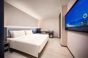 Atour Light Hotel Guiyang Zilin'an Subway Station Fountain Pool - Image 2