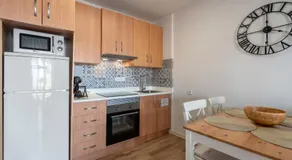 Renovated apartment on beachside with pool - Image 3