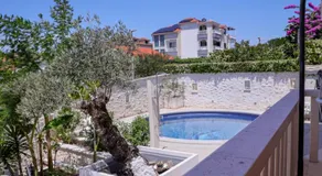 Luxury Villa Karla next to Beach on Island Brač - Image 3
