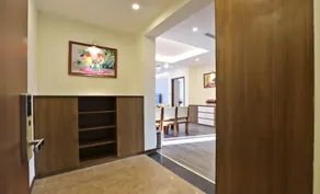 Modern Tay Ho Apartment - Image 4