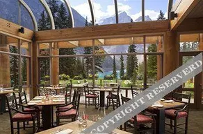 Moraine Lake Lodge - Image 3
