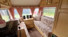 Parkhouse farm caravan - Image 5