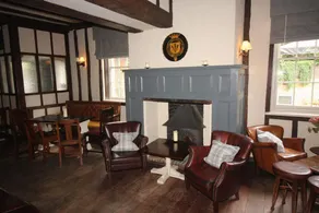 The Leicester Arms - Image 5