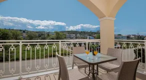 Katsaros Luxury Apts 5 min walk to beach - Image 4