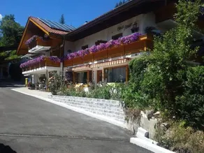 Merveilleux appartement adapté aux familles avec barbecue, jardin et terrasse - Image 1