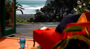 Bethells Beach Cottages - Image 4