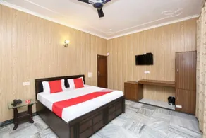 Flagship Komfort Villa - Image 5