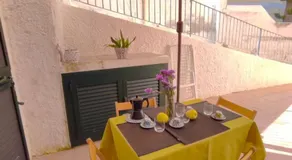 MALUMIERE APARTMENT Lovely and charming retreat in the heart of Ponza Port - Image 3