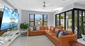 Sunshine Coast Escape | Beachside, Pool & Views - Image 3