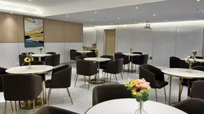 Three Thousand Lodge Hotel (China Railway Ecological City Yuelong International City Branch) - Image 4