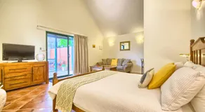Spencer Suites Albany - Image 2