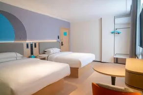 City Comfort Inn Yulin Bobai Pedestrian Street - Image 5