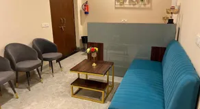 Hotel Highway Retreat - Image 4