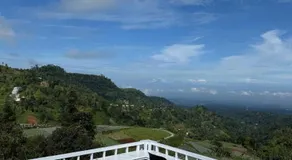 SunSet Lawu Kemuning, Villa, Full House 3 Bed, Free BBQ, Free Float Light Breakfast - Image 3