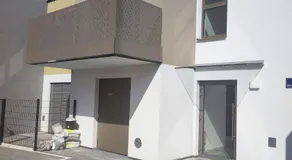 Exklusives Studio gegenüber der Uno-City und Kaiserwasser - Image 2