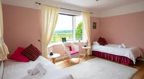Healing Waters Sanctuary, Peaceful Retreat House, Glastonbury - Image 2