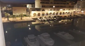 La Perle Marine, Cosy et rénové, 200 m de la plage, 1 chambre, parking et Wifi - Image 4