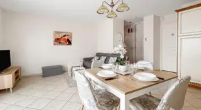 Terrasse, Parking privé, Vue lac & montagne - Image 3