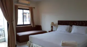 Nathon Residence Hotelโรงเเรมหน้าทอนเรสซิเด้นท์ - Image 2