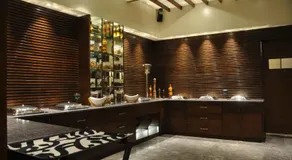 Green Hotel & Restaurant - Image 2