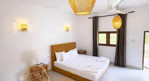 The Jungle Pearl Hotel - Image 2