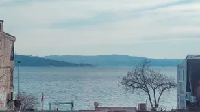 Sarıyer sahilde Deniz Manzaralı EV Sahile 15 Metre - Image 2
