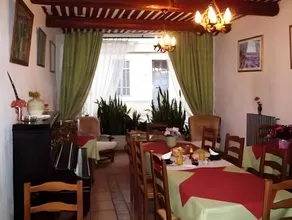 Hotel Régina - Image 2
