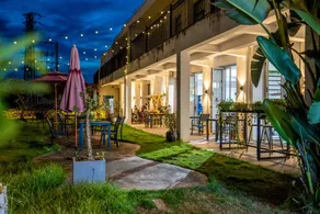 Rustic Residences: Designed Pool Resort Inn - Image 5