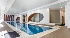 Amazing Accommodation Vogue - Image 5