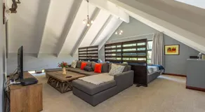 93 Hillcrest - Image 2