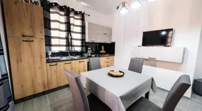 AVA VACATION HOME - Image 5