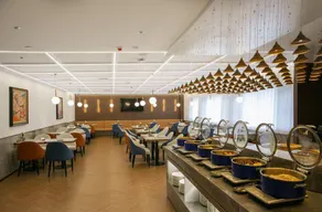 Lan Ou Hotel - Image 3