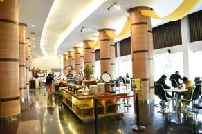 Lorin Sentul Hotel - Image 2
