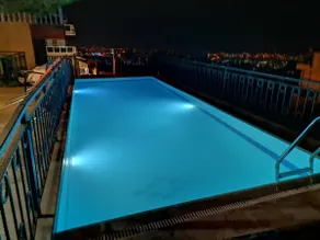 Villa with private pool - Image 3