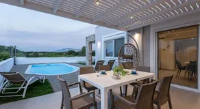 Tamaris Villa with heated pool - Image 5