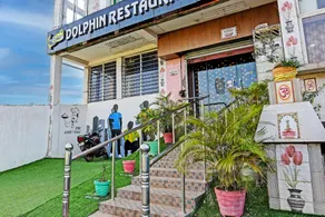 Hotel O Daffodil Lodge Dolphin restaurant - Image 5