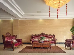 Century Hotel - Image 4